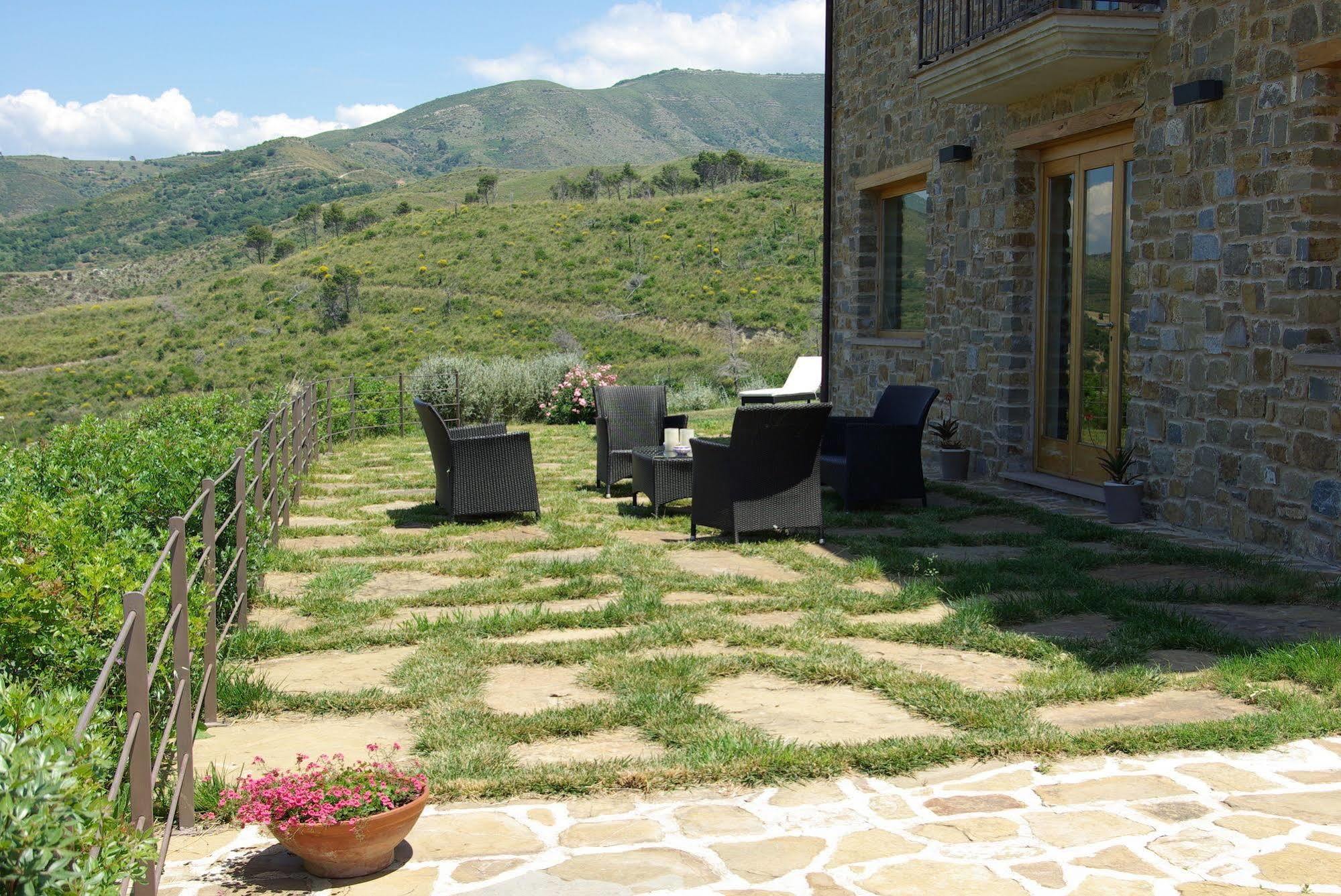 הוילה מונטקוריצ'ה Sulle Onde Della Collina מראה חיצוני תמונה